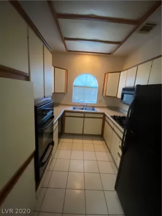 Photo #4: 2246988 Listing 