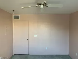 Photo #3: 2247015 Listing