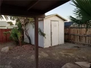 Photo #2: 2247044 Listing 