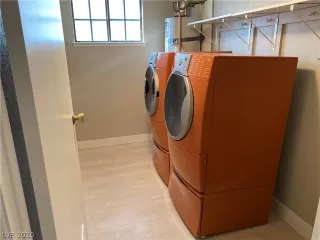 Photo #5: 2247064 Listing 