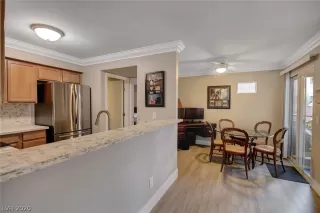 Photo #3: 2247084 Listing 