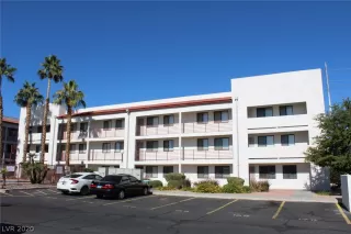 Photo #1: 2247106 Listing 