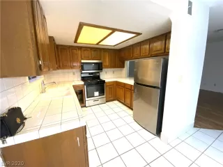 Photo #3: 2247120 Listing 