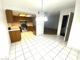 Photo #4: 2247120 Listing 