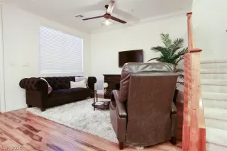 Photo #5: 2247139 Listing 