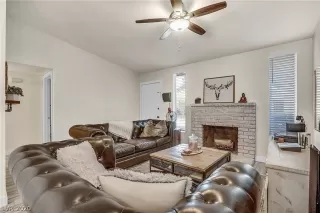 Photo #3: 2247161 Listing 