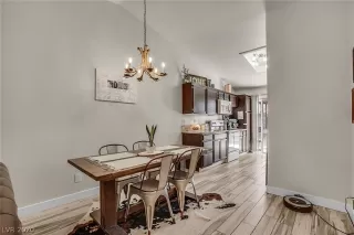 Photo #5: 2247161 Listing 