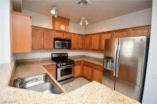 Photo #2: 2247195 Listing 