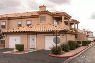 Photo #2: 2247199 Listing