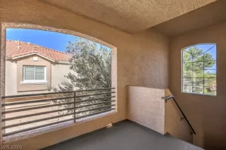 Photo #2: 2247219 Listing