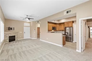 Photo #4: 2247224 Listing