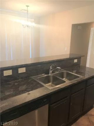 Photo #6: 2247230 Listing 