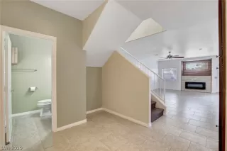 Photo #1: 2247238 Listing