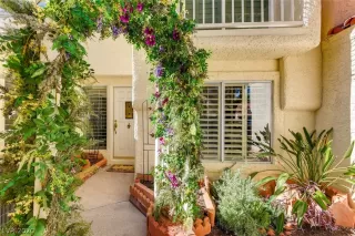 Photo #4: 2247285 Listing