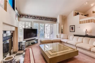 Photo #6: 2247285 Listing