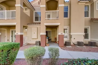 Photo #2: 2247336 Listing