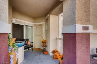 Photo #3: 2247336 Listing