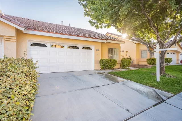 MLS: 2247339 Condo For Sale