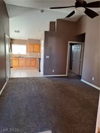 Photo #2: 2247345 Listing