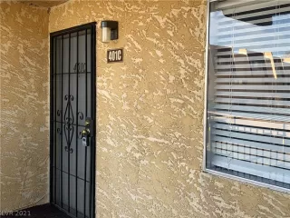 Photo #2: 2247396 Listing 
