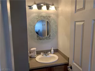 Photo #6: 2247396 Listing 