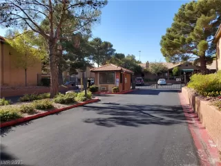 Photo #1: 2247420 Listing