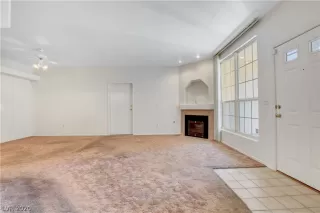 Photo #3: 2247455 Listing