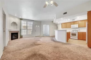 Photo #5: 2247455 Listing