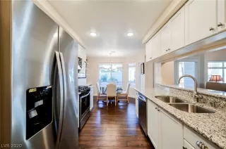 Photo #4: 2247458 Listing