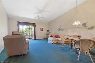 Photo #4: 2247464 Listing