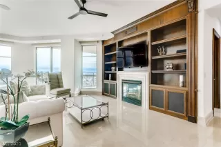 Photo #2: 2247470 Listing