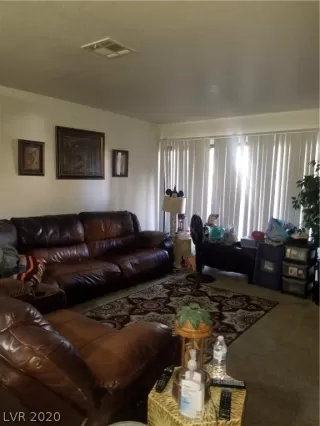 Photo #4: 2247564 Listing