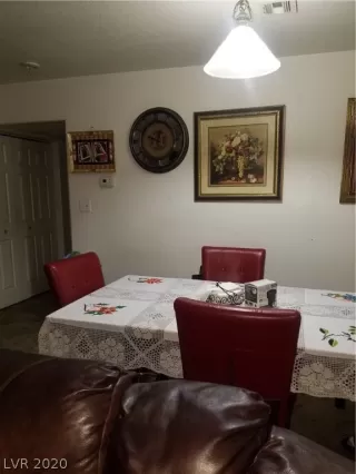 Photo #5: 2247564 Listing