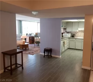Photo #1: 2247571 Listing