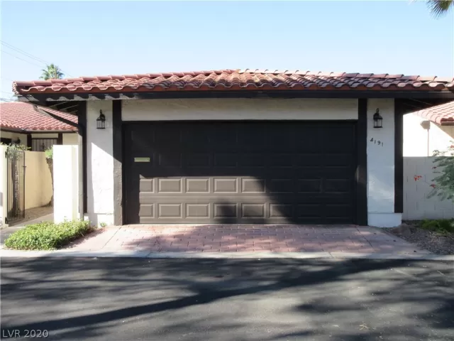 MLS: 2247614 Condo For Sale