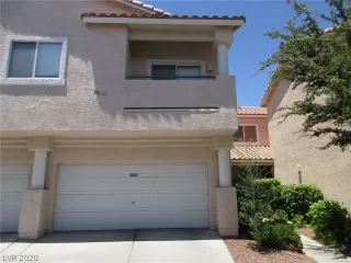 Photo #2: 2247636 Listing