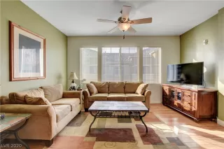 Photo #5: 2247666 Listing 