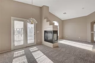 Photo #1: 2247718 Listing