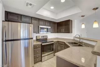 Photo #1: 2247753 Listing