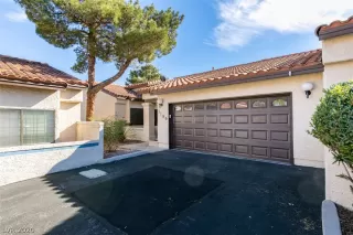 Photo #1: 2247794 Listing