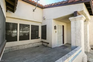 Photo #3: 2247794 Listing