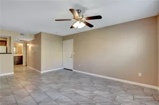 Photo #4: 2247825 Listing 