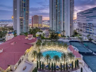 Photo #1: 2247836 Listing