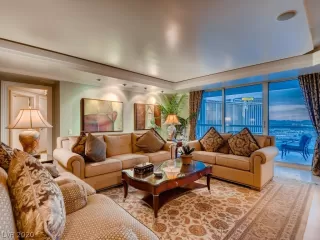 Photo #6: 2247836 Listing