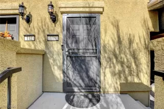 Photo #2: 2247854 Listing