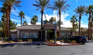 Photo #1: 2247859 Listing 