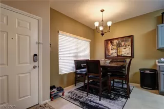 Photo #5: 2247859 Listing 