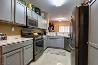 Photo #6: 2247859 Listing 