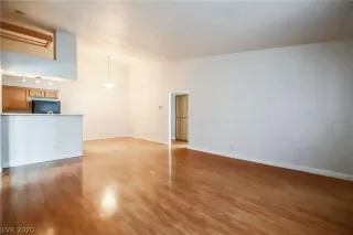 Photo #2: 2247898 Listing