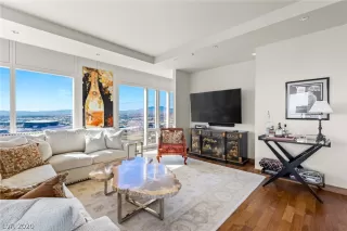 Photo #2: 2247910 Listing 